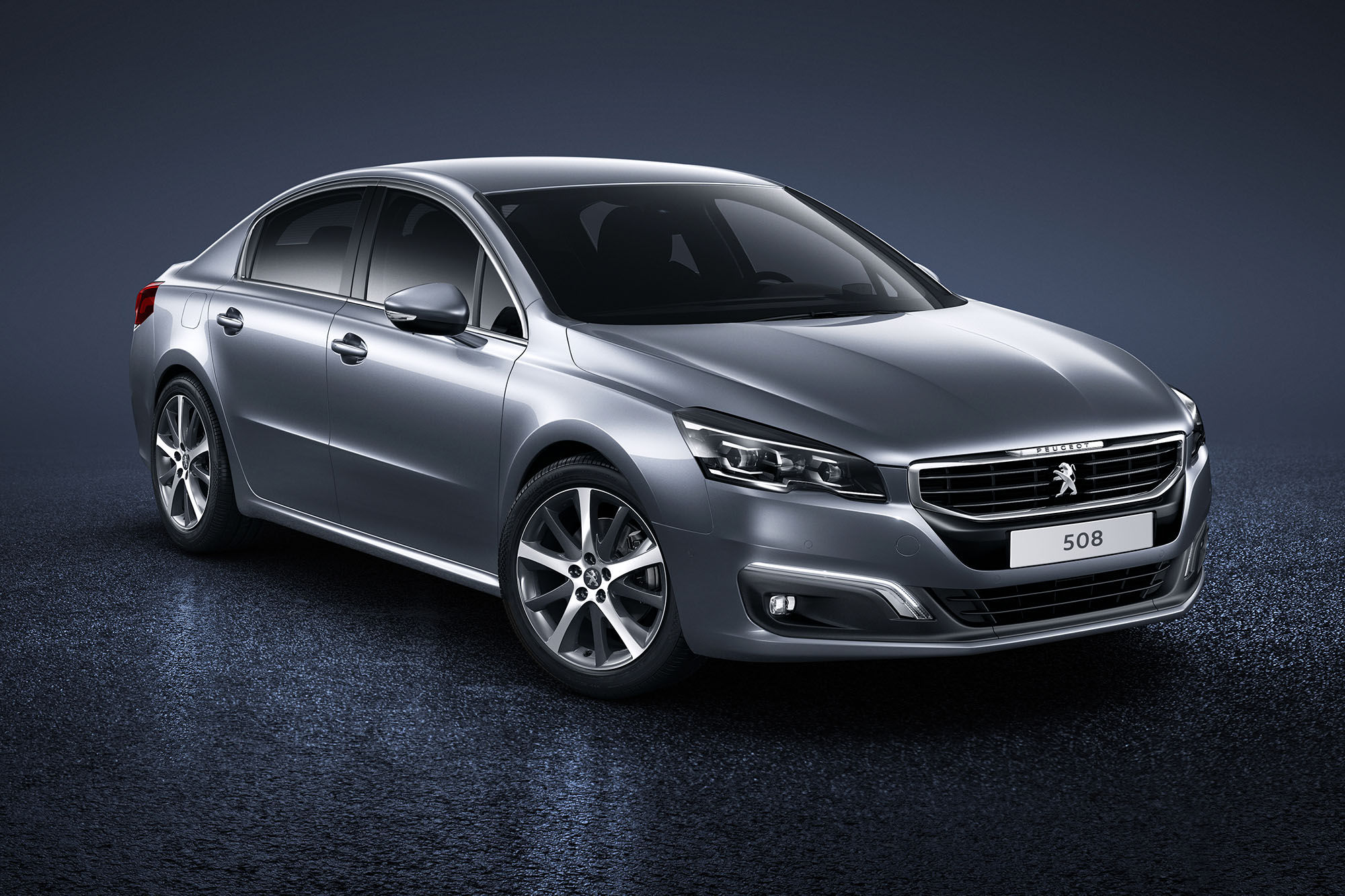 Peugeot 508  1.6 AT (120 HP) - dane techniczne, wymiary, spalanie i opinie