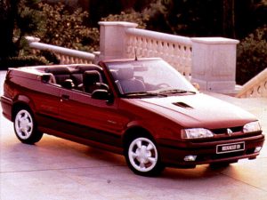 Renault 19  1.8 i 16V 135 KM Cabrio
