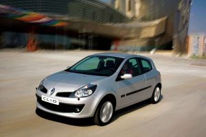 Renault Clio 1.2 i 16V 75 KM 3 d Hatchback