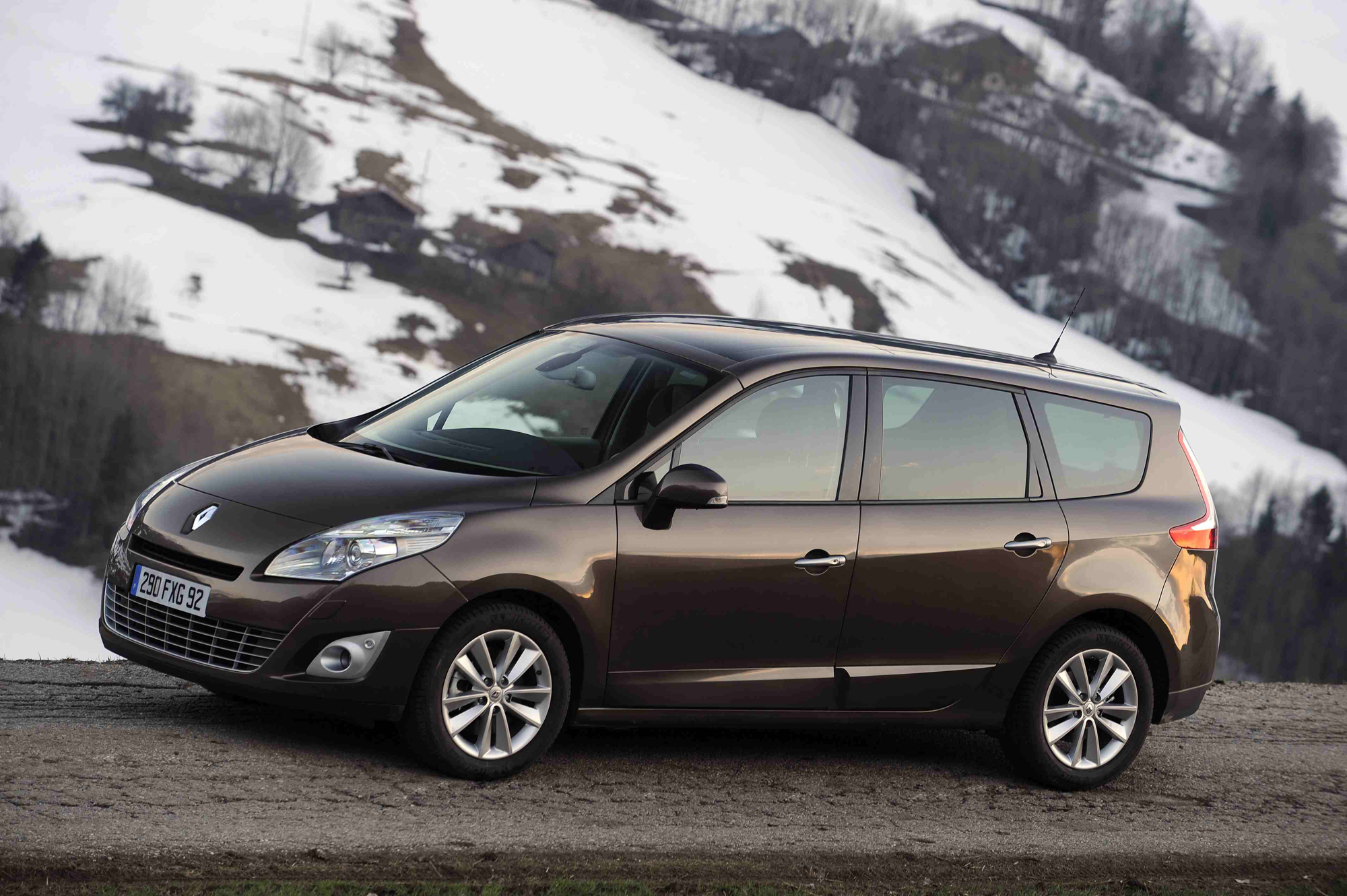 Renault Scenic  1.6dCi (130Hp) - dane techniczne, wymiary, spalanie i opinie