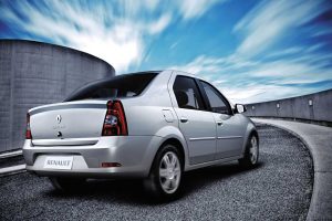 Renault Logan 1.6 MT (102 HP) Sedan