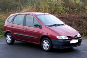 Renault Scenic 1.9 dCi 102 KM Minivan