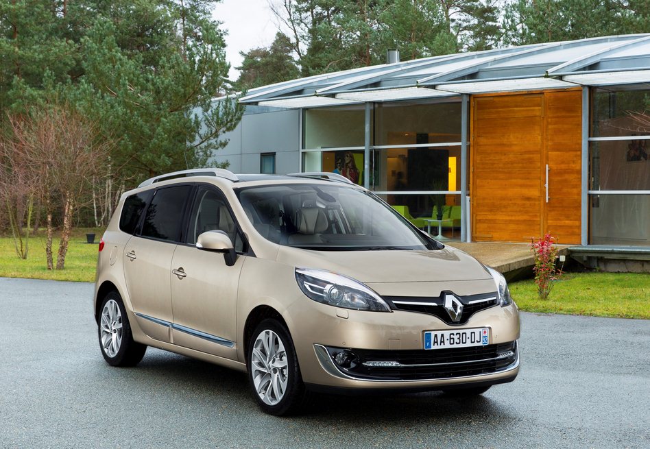 Renault Scenic  1.2 MT (130 KM) - dane techniczne, wymiary, spalanie i opinie