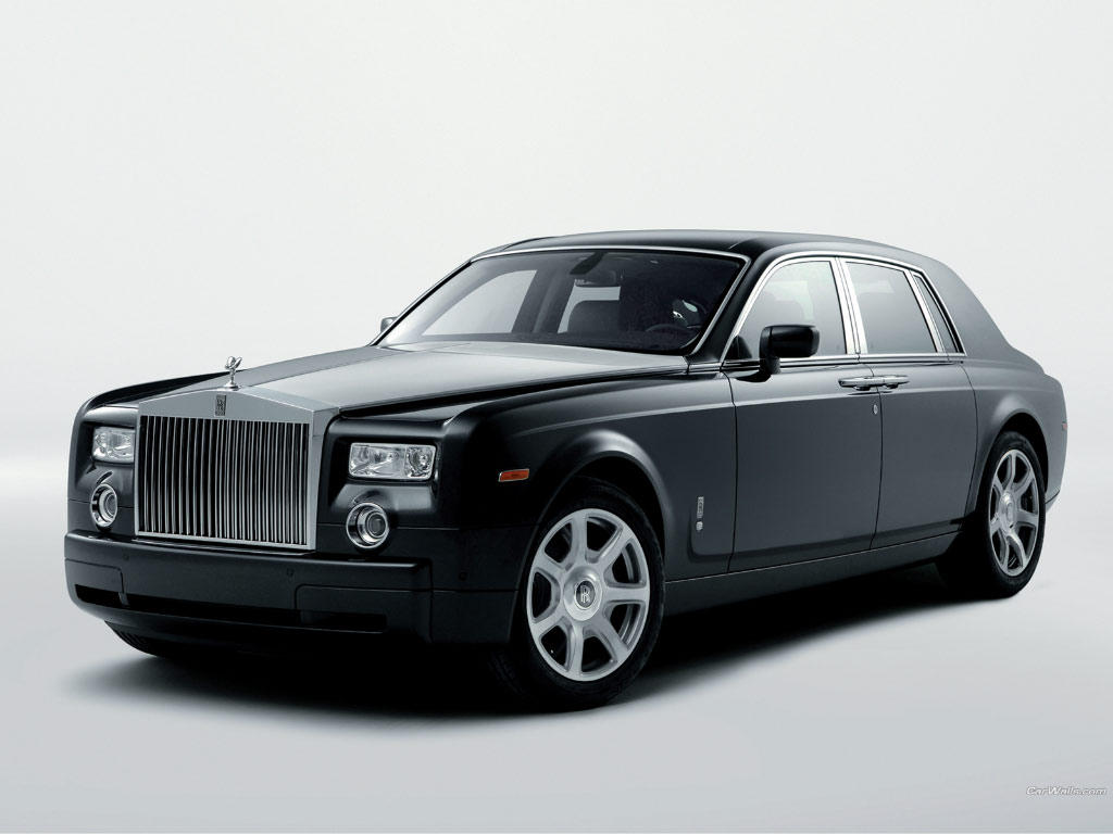 Rolls-Royce Phantom  6.75 i V12 48V 460 KM - dane techniczne, wymiary, spalanie i opinie