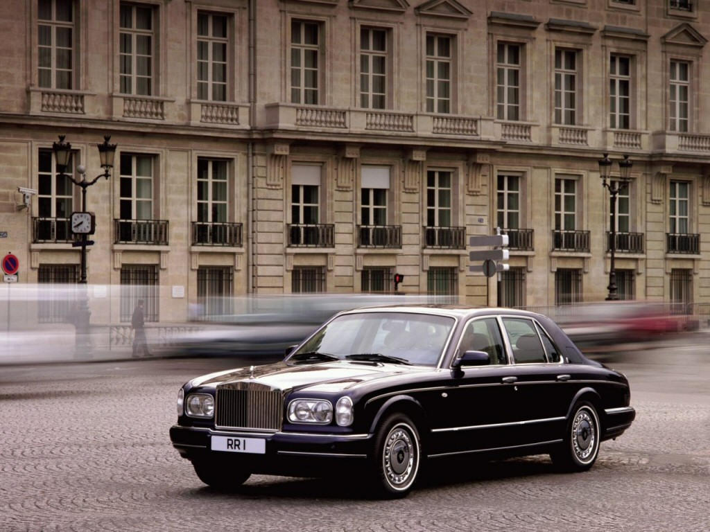 Rolls-Royce Silver-Seraph  5.4 i V12 326 KM - dane techniczne, wymiary, spalanie i opinie