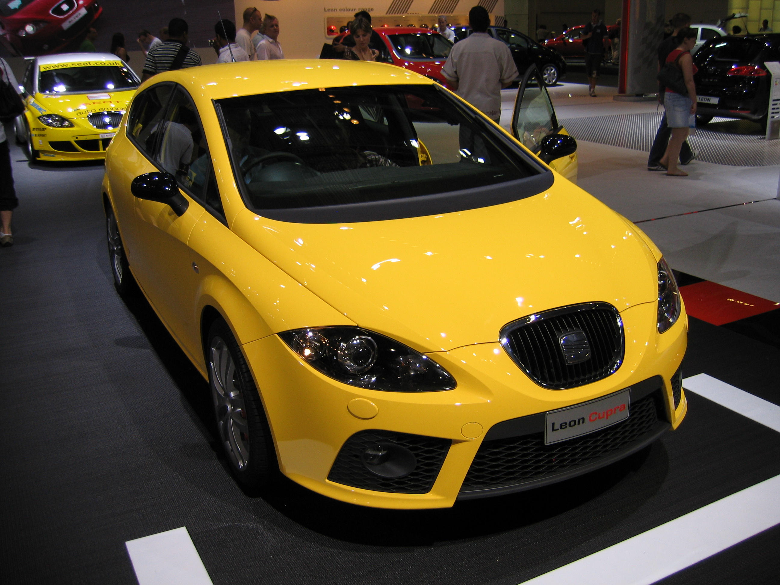 SEAT Leon  2.0 TFSI (310Hp) Cupra 310 LE - dane techniczne, wymiary, spalanie i opinie