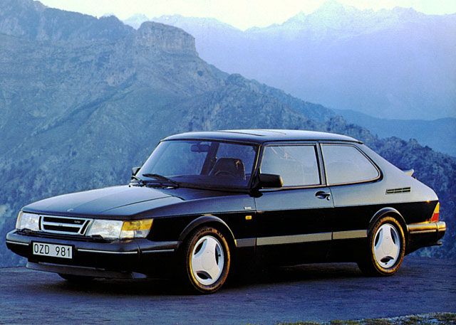 Saab 900  2.0 i 16V Turbo 160 KM - dane techniczne, wymiary, spalanie i opinie