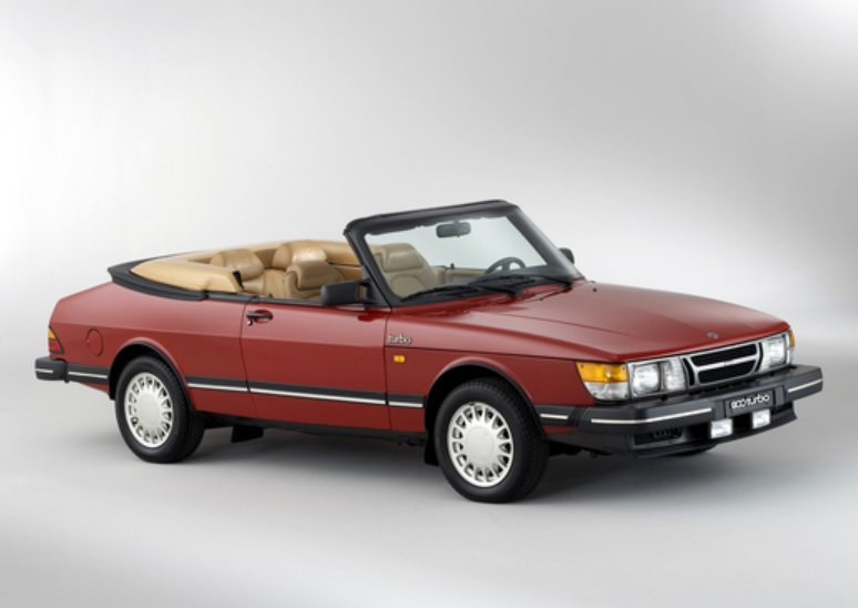 Saab 900 2.5 24 V6 170 KM - dane techniczne, wymiary, spalanie i opinie