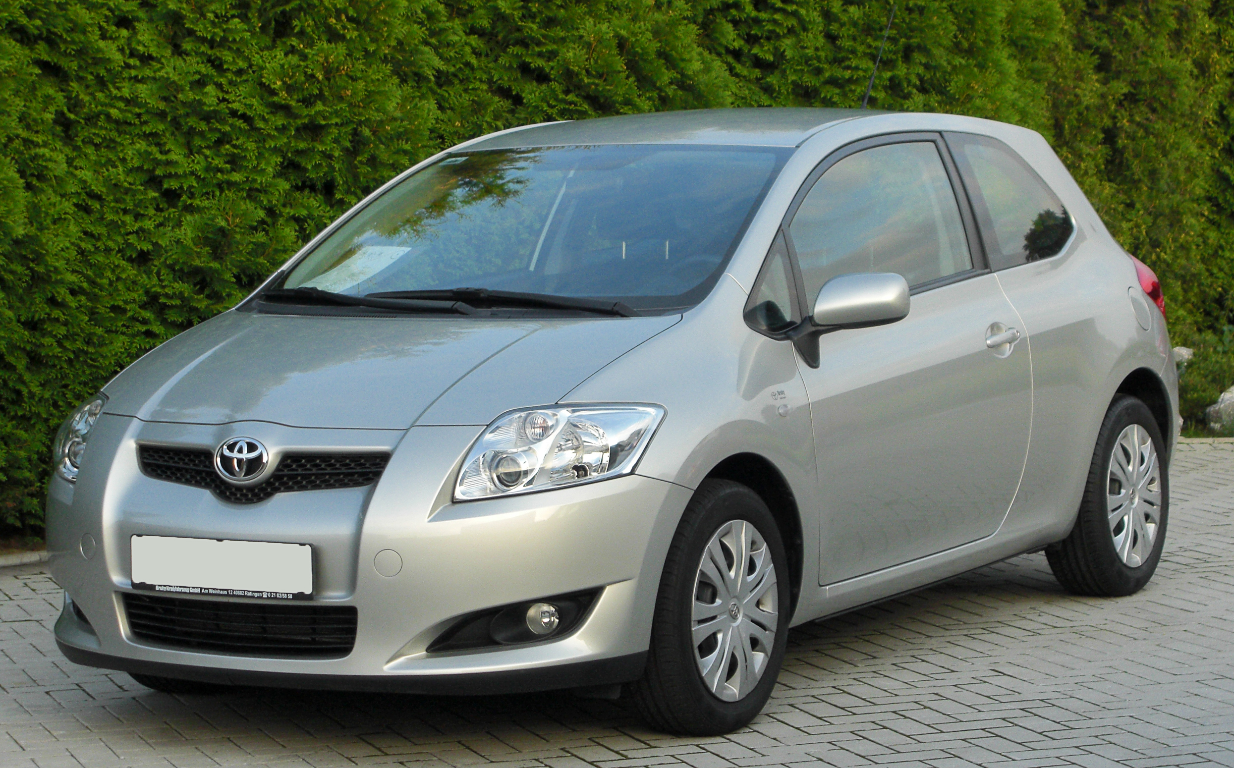 Toyota Auris  1.8i (98Hp) Hybrid - dane techniczne, wymiary, spalanie i opinie