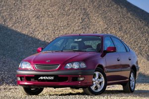 Toyota Avensis  2.0 D 4D 110 KM Hatchback