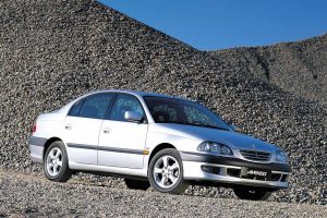 Toyota Avensis 1.6 110 KM Sedan