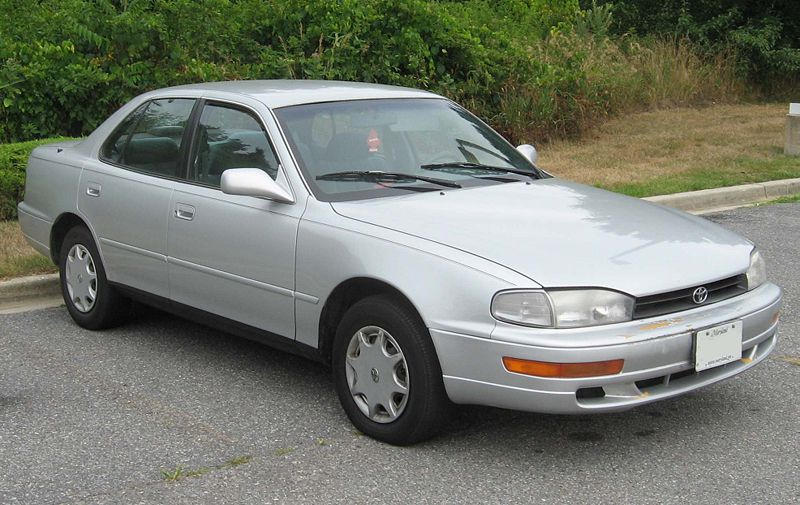 Toyota Camry 2.0i (140Hp) - dane techniczne, wymiary, spalanie i opinie