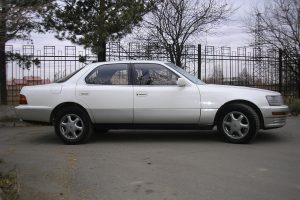 Toyota Celsior 4.0 V8 i 265 KM Sedan