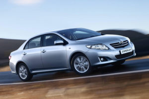 Toyota Corolla Axio 1.5 CVT MT (110 KM) Sedan