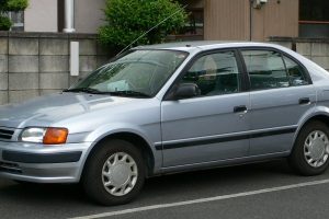 Toyota Corsa  1.5 i 105 KM Sedan