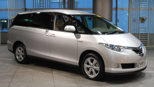 Toyota Estima  3.0 i 24V 220 KM Minivan