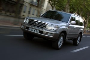 Toyota Land-Cruiser 4.7 V8 32V UZJ 100 235 KM SUV
