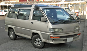 Toyota Lite-Ace  2.0 i 97 KM Suv