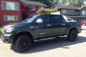 Toyota Tundra 4.6 AT (310 HP) 4WD Pickup