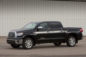 Toyota Tundra 4.6i V8 (310Hp) CrewMax 4×2 Pickup