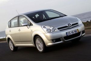 Toyota Verso  1.8i (147Hp) MT Hatchback