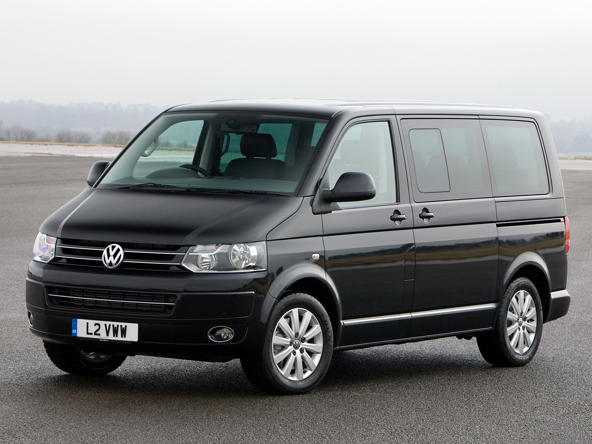 Volkswagen Caravelle  2.5d MT (131 HP) Kompaktowy MPV