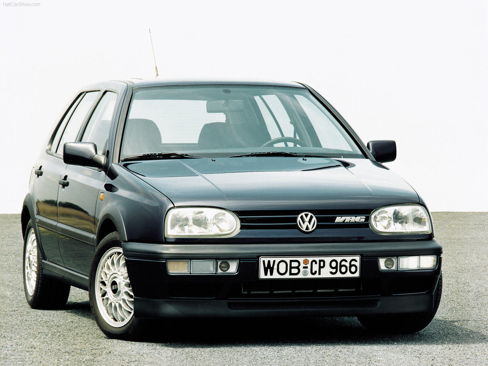 Volkswagen Golf  2.0i (107Hp) - dane techniczne, wymiary, spalanie i opinie