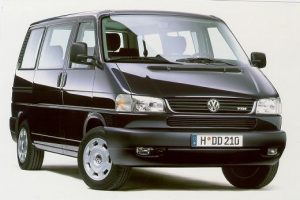 Volkswagen Multivan  2.5 TDI 150KM Minivan