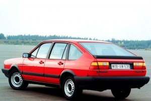 Volkswagen Passat 1.6L (70Hp) Suv