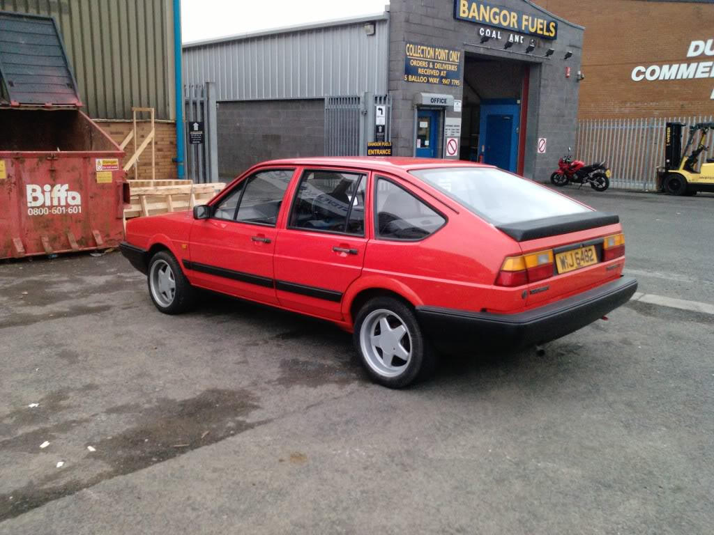 Volkswagen Passat  1.8i (90Hp) - dane techniczne, wymiary, spalanie i opinie