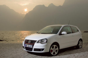 Volkswagen Polo  1.6 105 KM 5  Hatchback