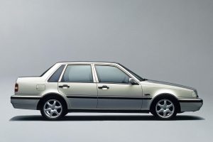 Volvo 460 1.8 90 KM Sedan