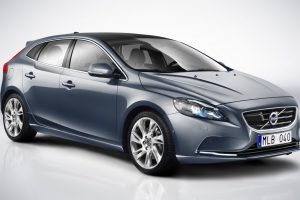 Volvo V40  Cross Country 2.0 AT (180 HP) 4WD Hatchback